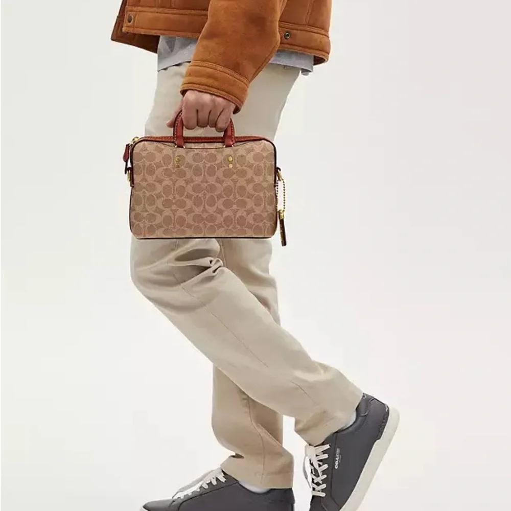 Coach Rogue Slim Brief 25 In Signature Canvas. Unisex. NWT